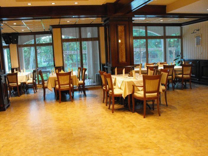 Hotel Park カルノバト エクステリア 写真